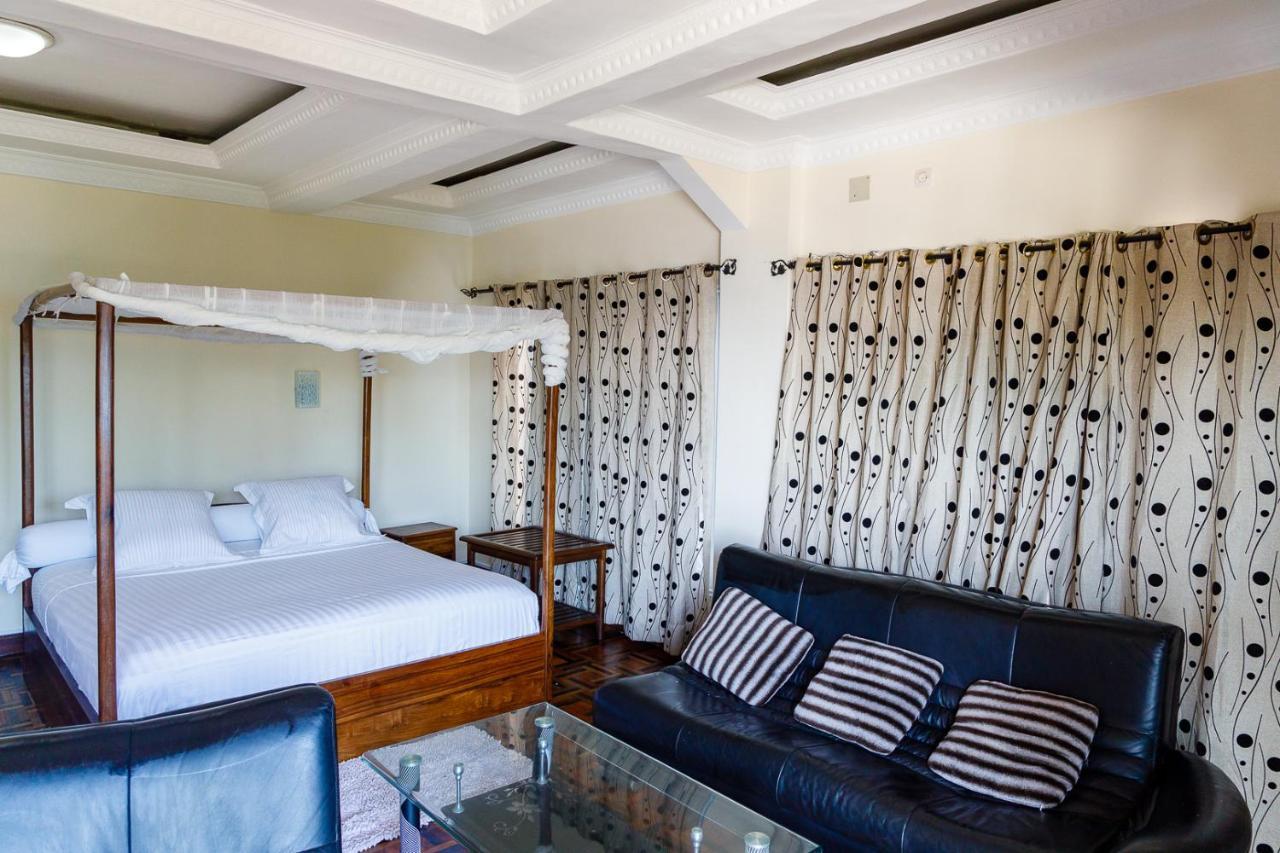 Hotel Melrose Sambava 外观 照片